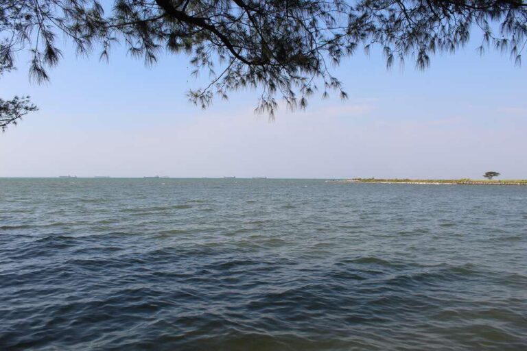 Featured image for Lokasi Pantai Serang dan Akses Menuju Lokasi